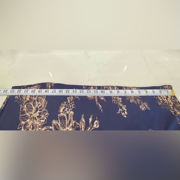 Beautiful ! Kim & Cami Top! - Picture 4 of 5